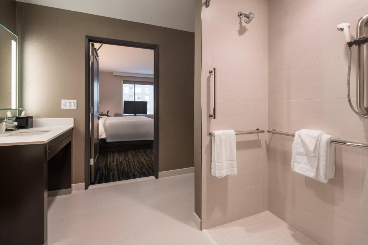 By Marriott Downtown Convention Center 3* Seattle